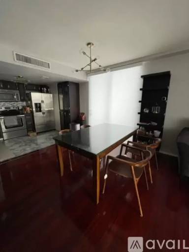Main picture of 2016 Main Condo