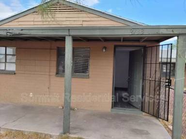 Main picture of 2733 S Sunland Vis