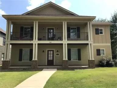 Main picture of 483 Meador Dr