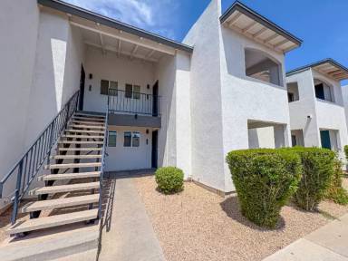 Main picture of Ask about our move-in specials.