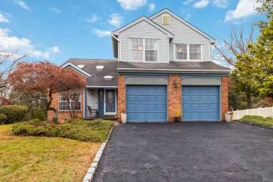 Main picture of 24 Alton Dr