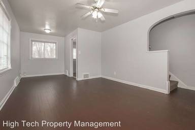 Main picture of 3656 W 107th St
