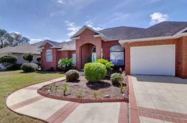 Main picture of 5636 Dunbar Cir