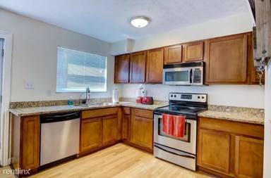 Main picture of 1237 Weybridge Rd