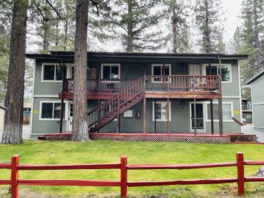 Main picture of 2296 Eloise Ave