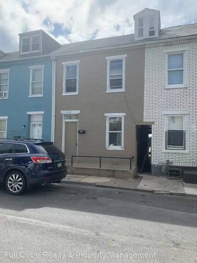 Main picture of 636 N Lumber St