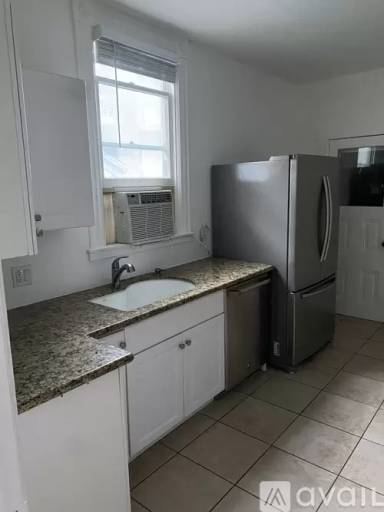 Main picture of 2427 J St