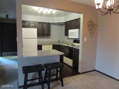 Main picture of 933 W Glen Park Ave