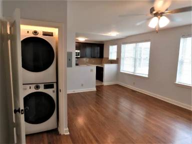 Main picture of 1717 Louisiana St