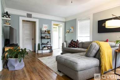 Main picture of 2061 Medway Rd