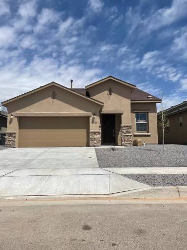 Main picture of 4332 Golden Eagle Loop NE