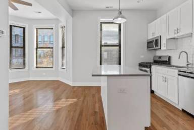 Main picture of 354-58 W Dickens Ave & 2103-11 N Sedgwick Ave Apartments