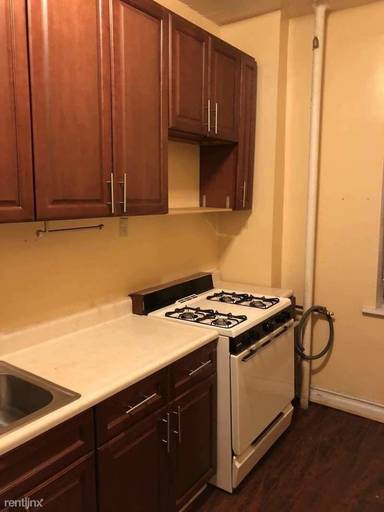 Main picture of 437 Kingston Ave
