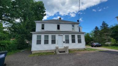 Main picture of 239 High St