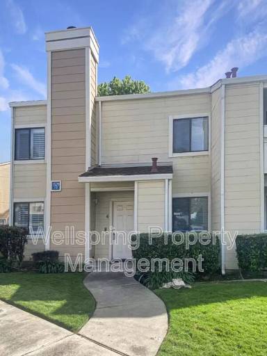 Main picture of 1529 Pyrenees Ave