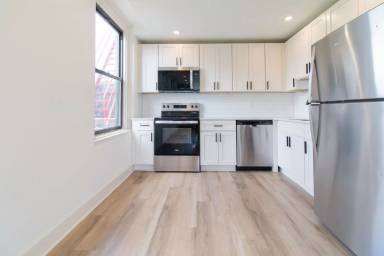 Main picture of 5 N 3rd St
