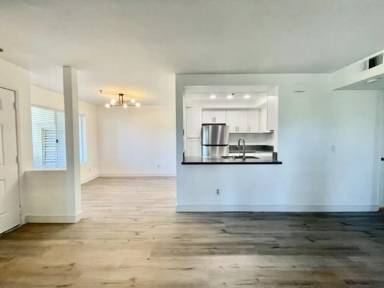 Main picture of 2077 Lakeridge Cir