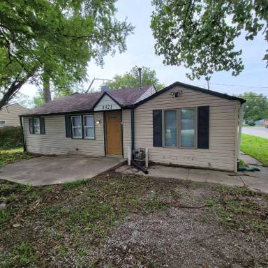 Main picture of 4421 Prospect St
