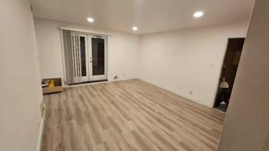 Main picture of 71 Thomas Ave
