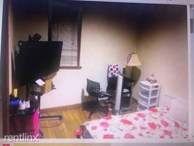 Main picture of 324 Chestnut Hill Ave