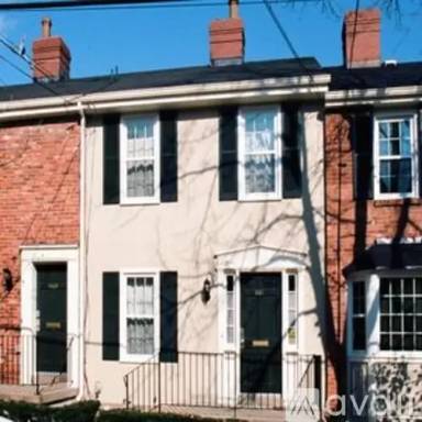 Main picture of 6411 Howe St