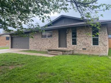 Main picture of 134 SW 69th St