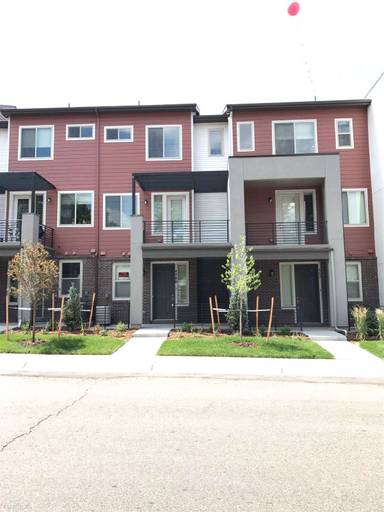 Main picture of 4280 E Warren Ave