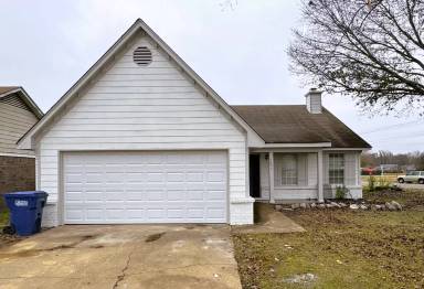 Main picture of 7097 Foxhall Dr