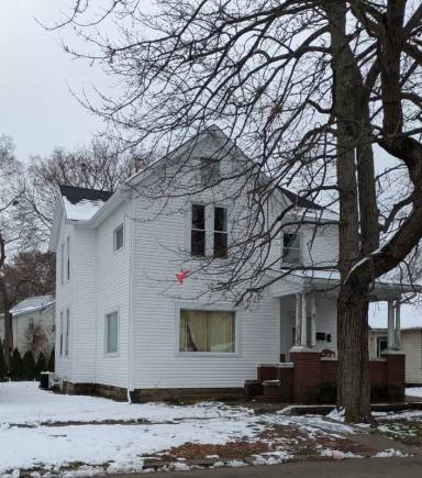 Main picture of 220 S 8th St