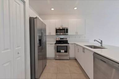 Main picture of 1780 SE 26th Ter