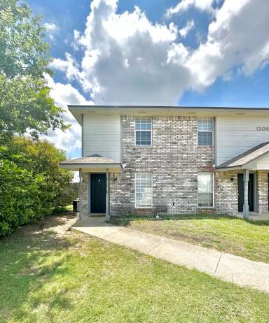 Main picture of 1206 Industrial Blvd