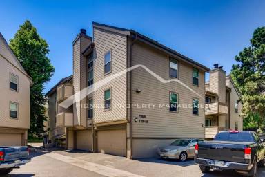 Main picture of 701 Harlan St