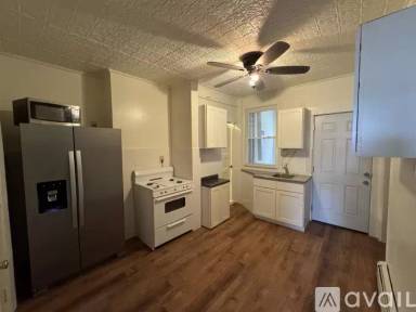 Main picture of 8 Mulberry St