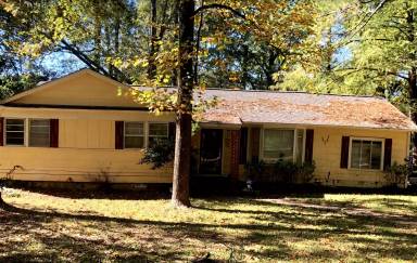 Main picture of 829 Alvaredo St