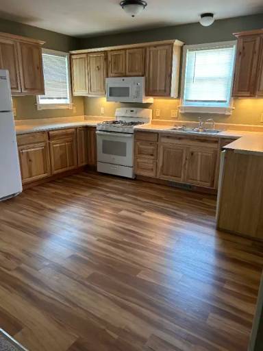 Main picture of 921 5th Ave S