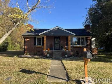 Main picture of 321 Cedar St