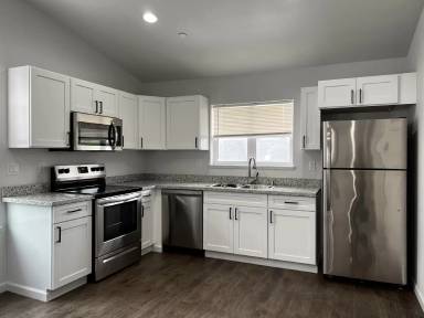 Main picture of 2376 Karen Ct