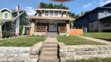 Main picture of 125 N Chelsea Ave