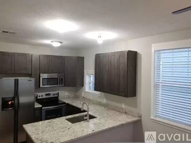 Main picture of 2107 Rousseau St