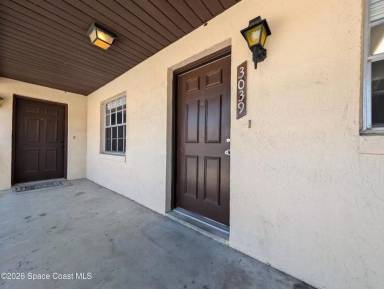 Main picture of 3039 Sir Hamilton Cir