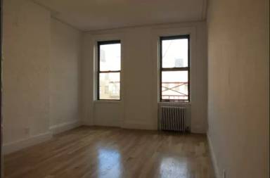 Main picture of 650 10th Ave