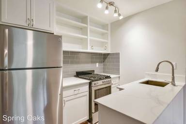 Main picture of 700 Hearn St
