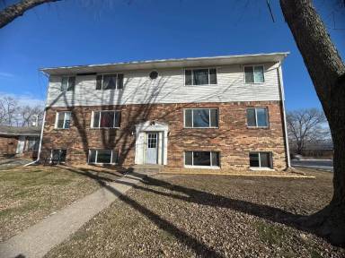 Main picture of 3240 Heatherton Dr