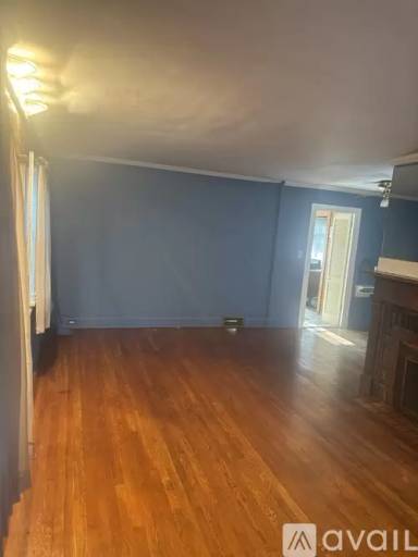 Main picture of 984 Greenwood Ave