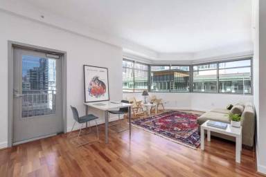 Main picture of Azari Property Management