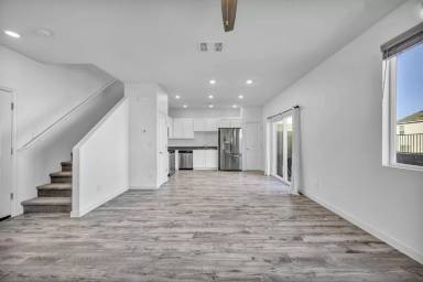 Main picture of 8757 Scenic Sky Dr
