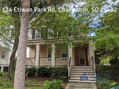 Main picture of 132 Etiwan Park St