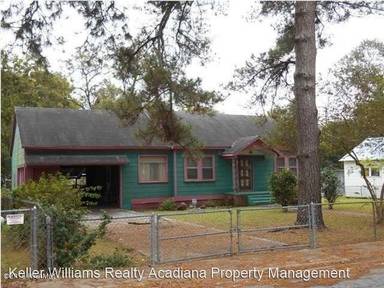 Main picture of 704 Hawthorne St