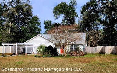Main picture of 5401 NW 63rd Pl
