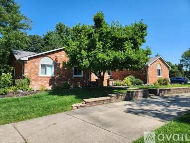 Main picture of 21464 Parklane St